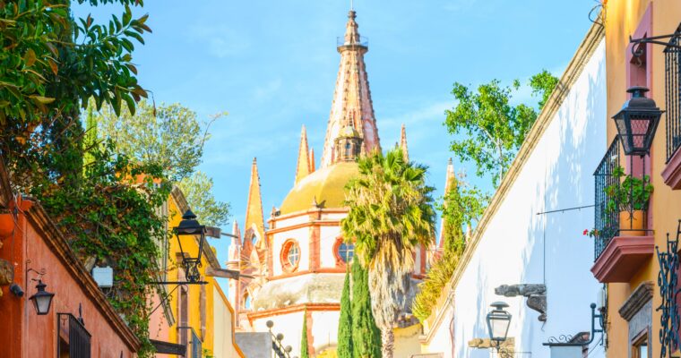 Descubre la belleza colonial de San Miguel de Allende: turismo en México